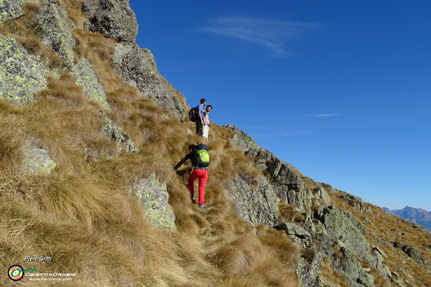 43 Saliamo insieme per traccia (non segnalata) a Cima di Val Pianella.JPG